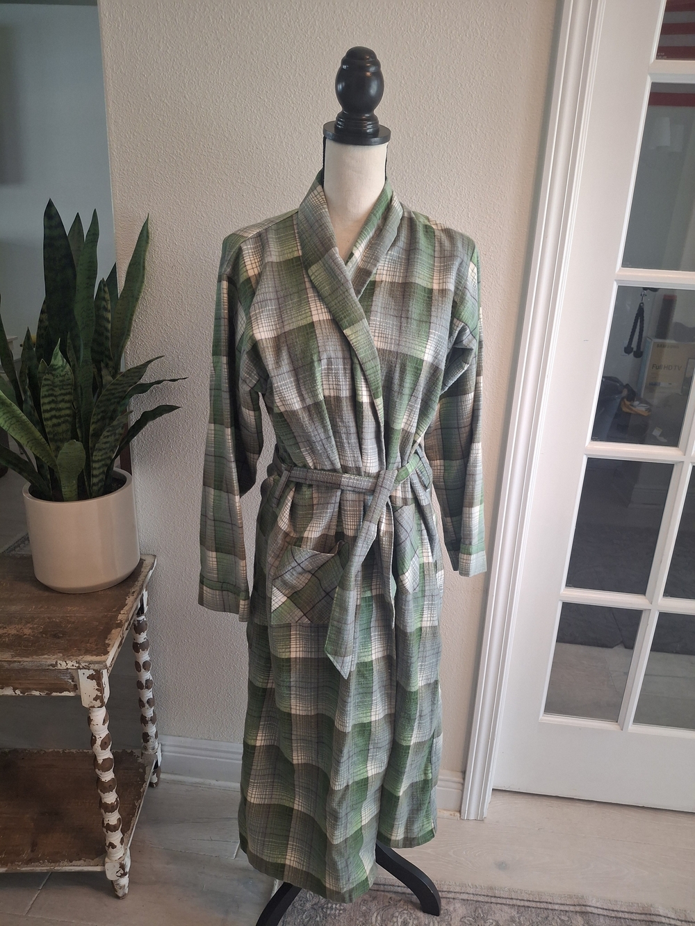 Vintage Women's Green Plaid Cotton Robe with Tie Belt